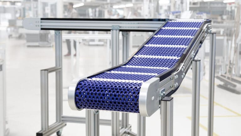 Modular Belt Conveyor - curved incline conveyor